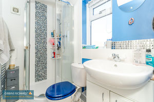 En-Suite- click for photo gallery